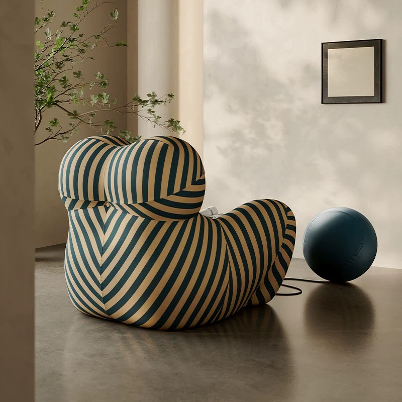 Mother’s Hug Sofa